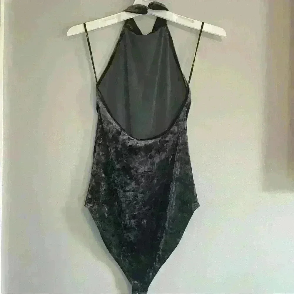 Forever 21 dark blue crushed velvet bodysuit size medium - Picture 6 of 9